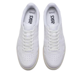 Court S ”All White”