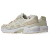 GEL-1130 ”Wheat Beige White”