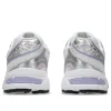 GEL-1130 ”White Cosmos”