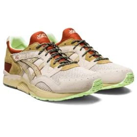 Gel-Lyte V ”Retro Trail Cream Sand”