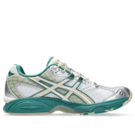 Gel-Nimbus 10.1 ”White Rainy Lake”