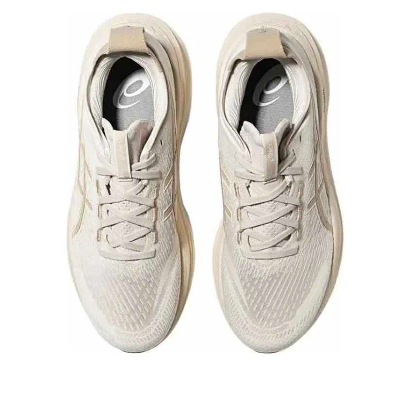 Gel-Nimbus 27 ”Birch Feather Grey” Gel-Nimbus 27 ”Birch Feather Grey”
