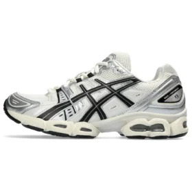 Gel-Nimbus 9 ”Cream Black”