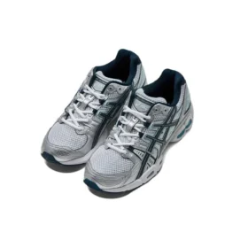 Gel-Nimbus 9 ”Pure Silver French Blue”