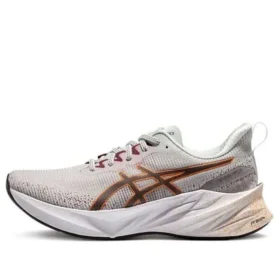 Novablast 3 LE ”Pure Aqua”