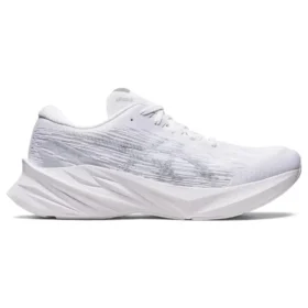 Novablast 3 ”White Piedmont Grey”