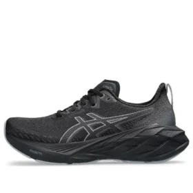 Novablast 4 ”Black Graphite Grey”