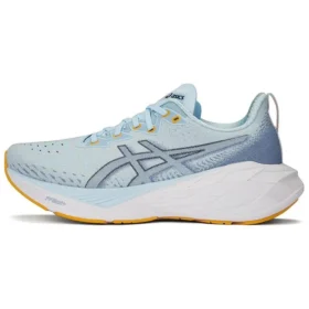 Novablast 4 ”Light Blue Navy”