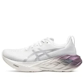 Novablast 4 Platinum ”Real White Pure Silver”