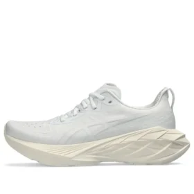 Novablast 4 ”White Beige”