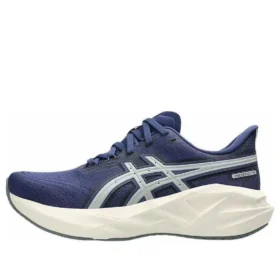 Novablast 5 ”Asics Track Club Indigo Blue”