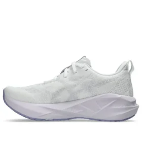 Novablast 5 D Wide ”White Lilac Hint”