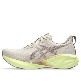 Novablast 5 ”Mineral Beige Taupe Grey”