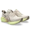 Novablast 5 ”Mineral Beige Taupe Grey”