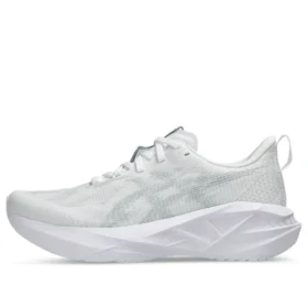 Novablast 5 ”White Piedmont Grey”