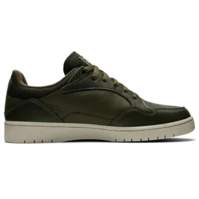 Skycourt ”Winterized Olive Swamp Green”